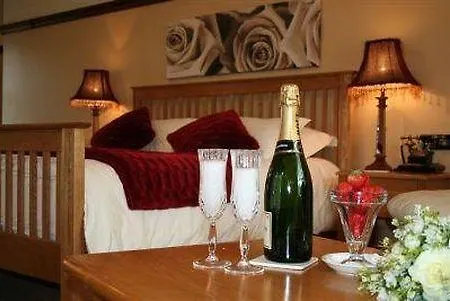 Silver Tassie & Hotel