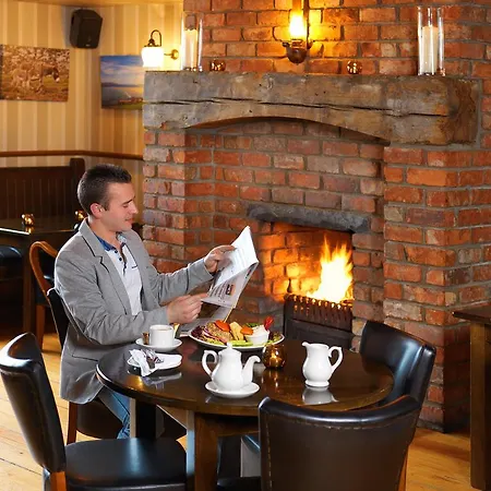 Silver Tassie & Hotel