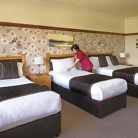 Silver Tassie & Hotel 4*
