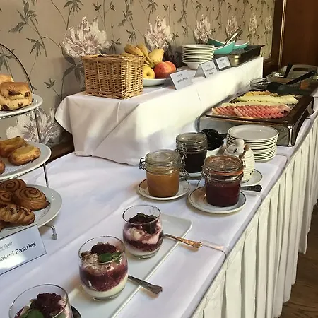 Silver Tassie & Hotel 4*