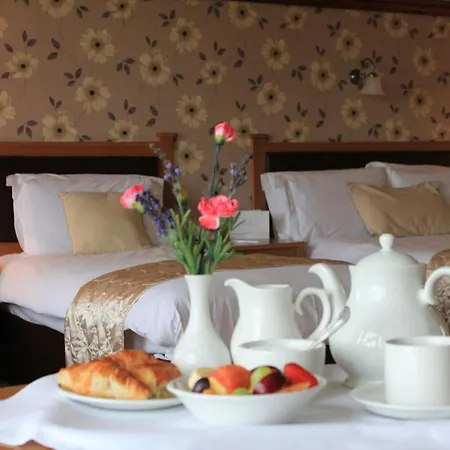 Hotel Silver Tassie & 4*