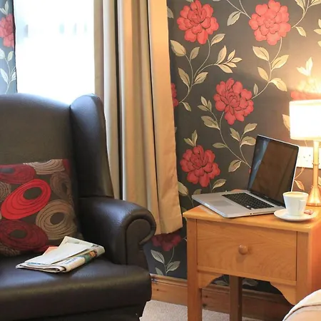 Hotel Silver Tassie &