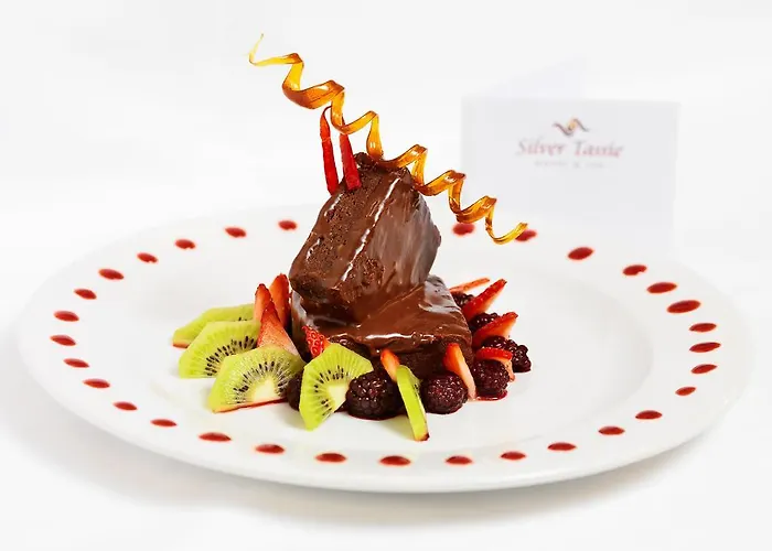 Silver Tassie & ليتيركيني