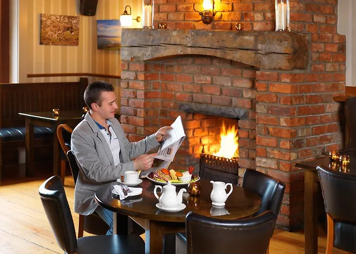 Silver Tassie & Hotel