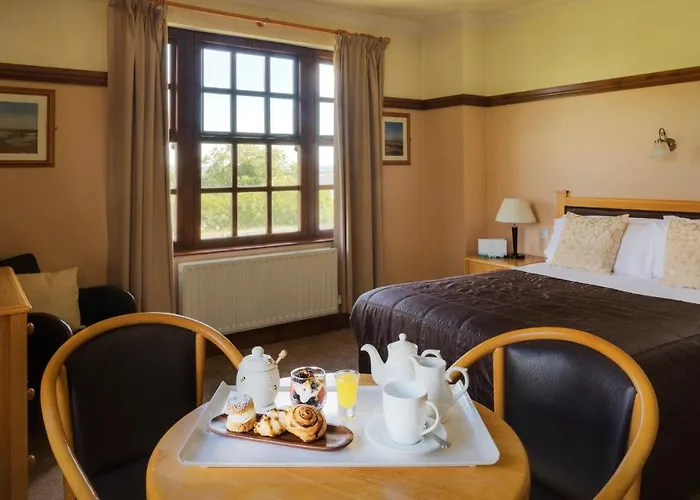 Silver Tassie & Hotel 4*